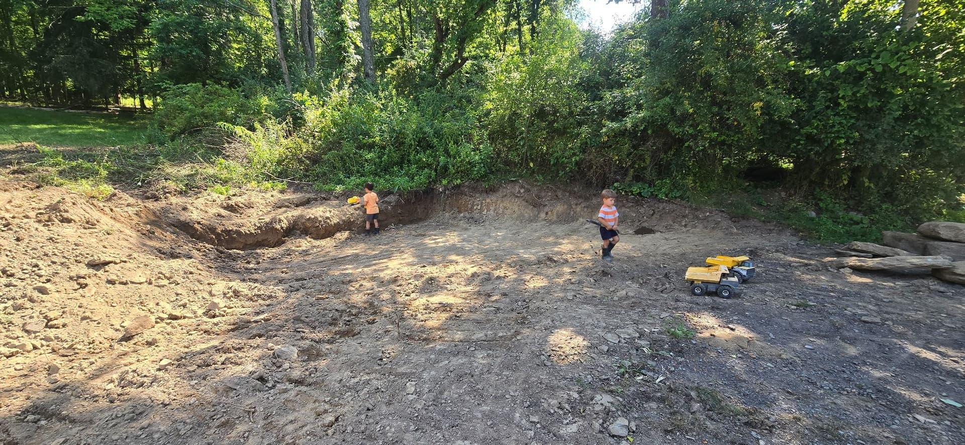 Gallery photos for Tree Removal, Stump Grinding, and Driveway Grading Done Right: Image #5
